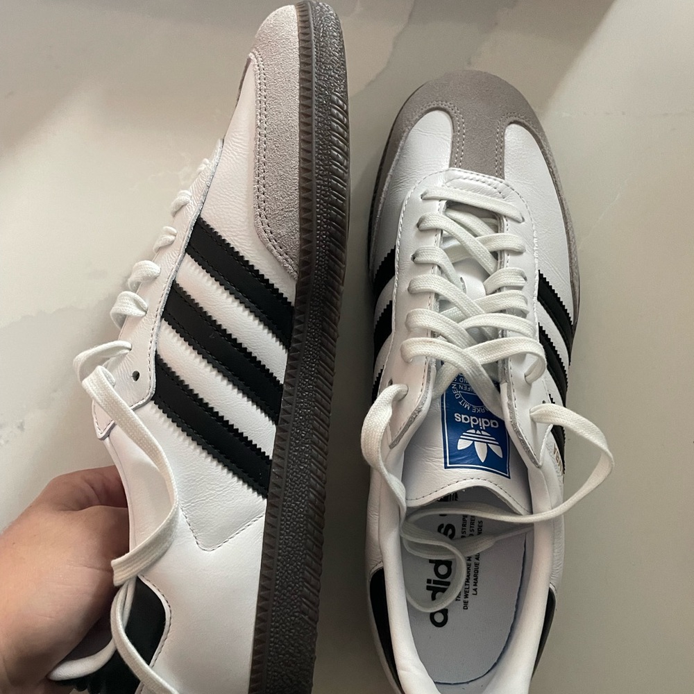 Sambas OG men’s 10 women’s 11
